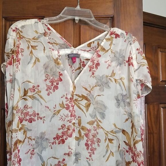 Vince Camuto sheer floral tunic top - Picture 6 of 12